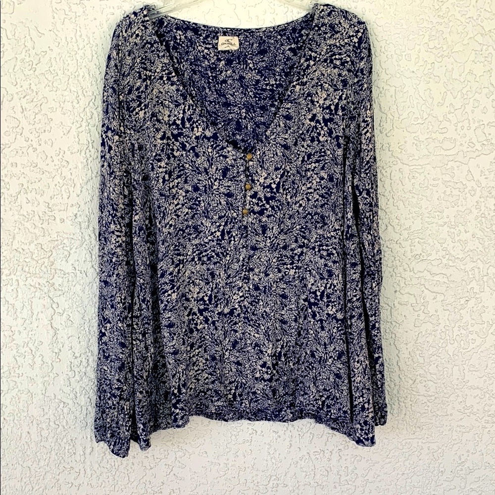 O’Neill Floral Blue Top long sleeves size L